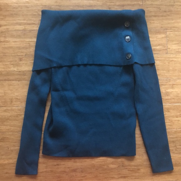 2/$55 NWT Banana Republic top - Picture 3 of 5